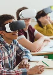 How Does Virtual Reality Helps In Education?