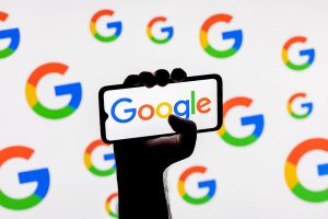 How to Omit a Word from Google Search